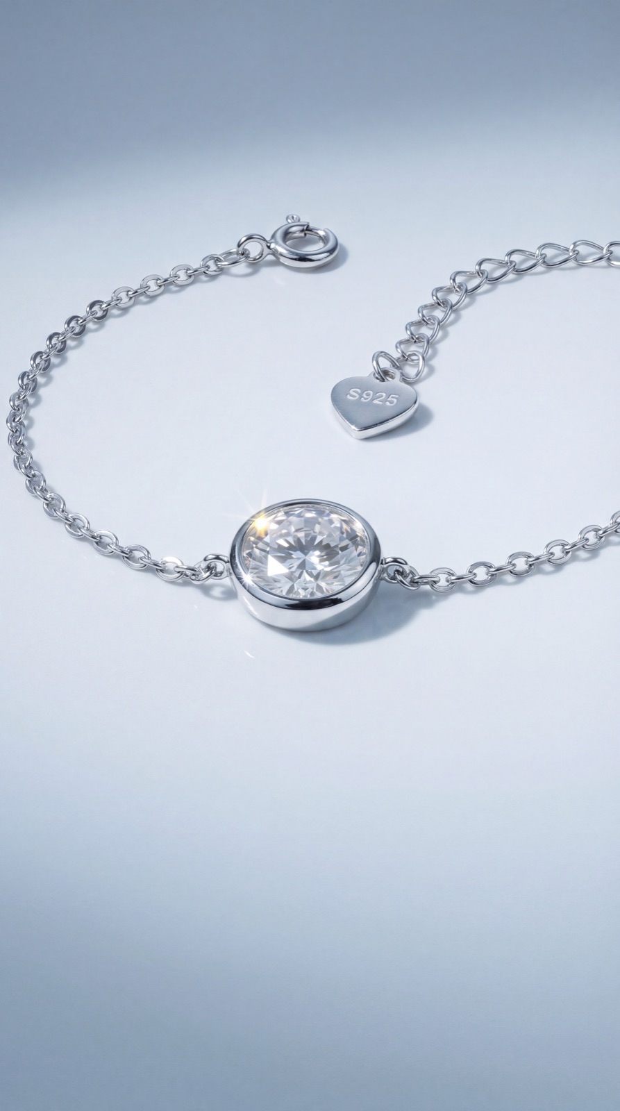 Bezel bracelet on gradient